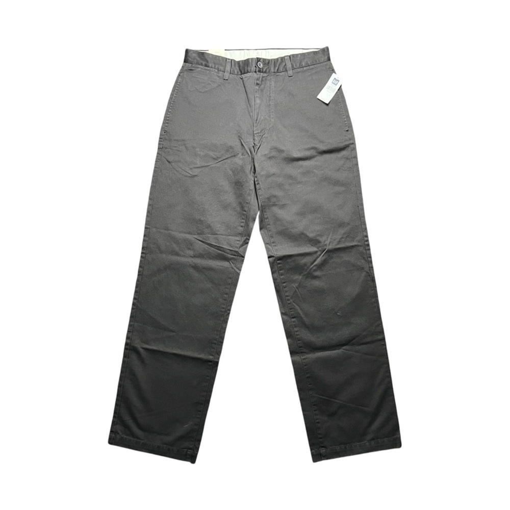 NWT GAP Khakis Classic Fit Straight Leg 32x32
